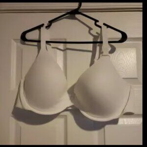 SKIMS "Marble" White Cream Fits Everybody Plunge Underwire Bra Size 46D